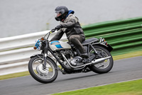 Vintage-motorcycle-club;eventdigitalimages;mallory-park;mallory-park-trackday-photographs;no-limits-trackdays;peter-wileman-photography;trackday-digital-images;trackday-photos;vmcc-festival-1000-bikes-photographs